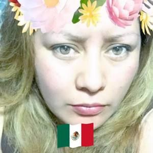 Meet your Posher, Dalila